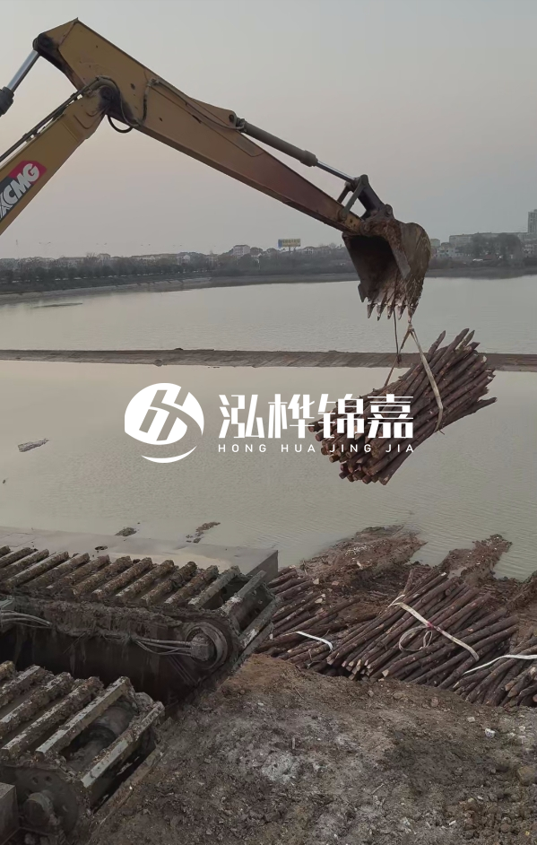 天津河道治理打松木樁專業(yè)-專業(yè)河道打木樁施工方法？