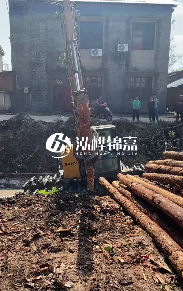 南昌河道清淤專業(yè)施工-履帶式挖機(jī)清理河道更方便嗎？