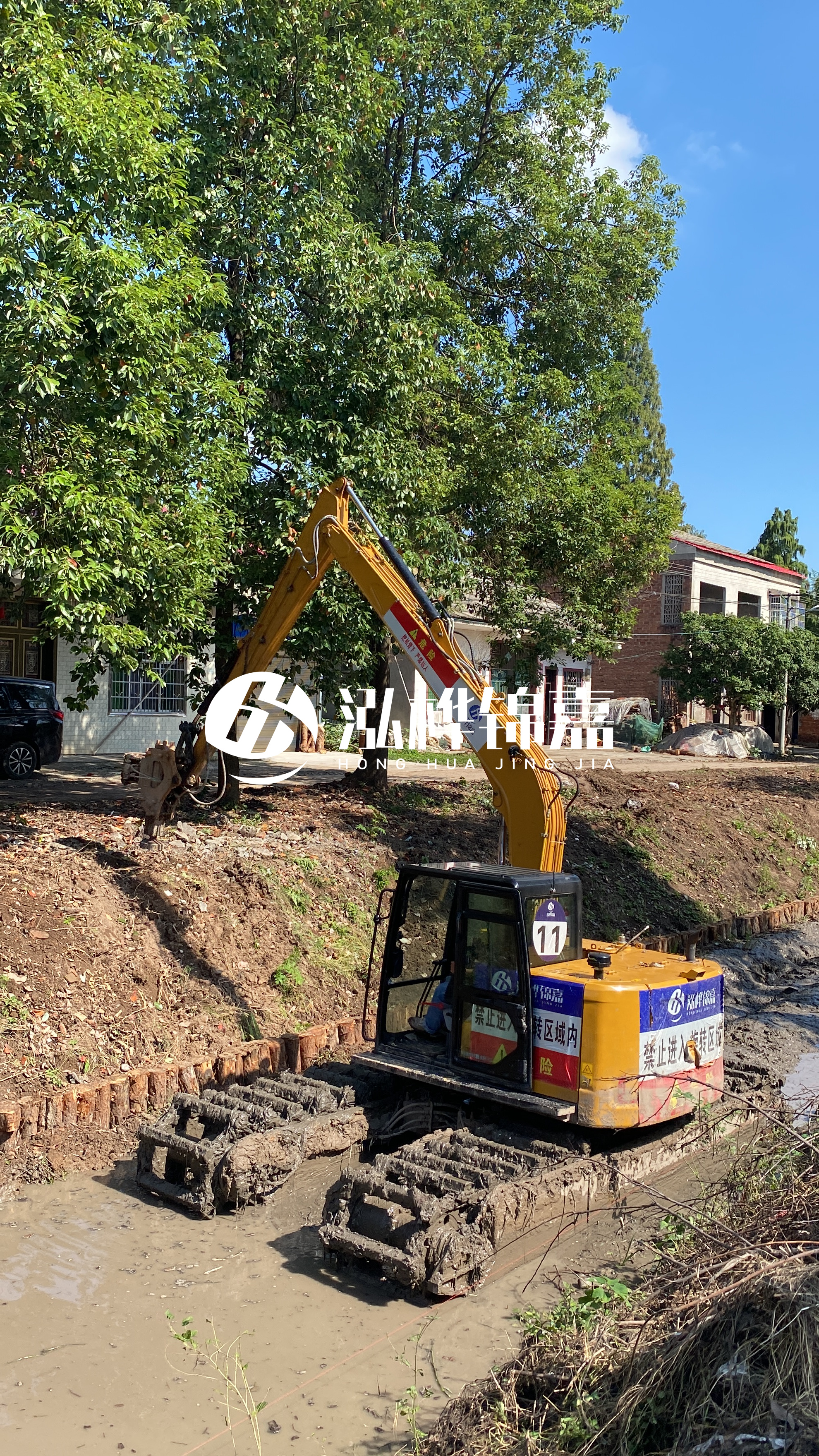 挖機(jī)壓松木樁可行嗎？真相在這里？