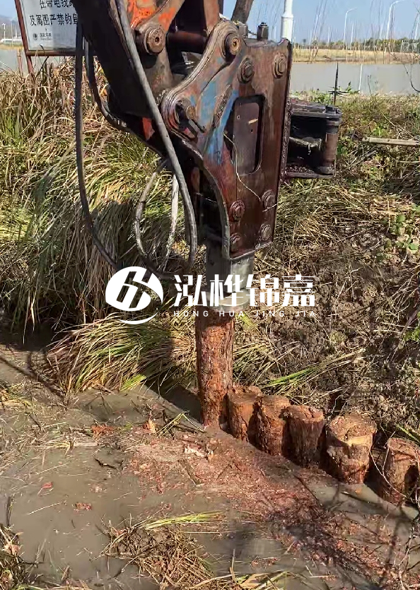 松木樁施工雙排支護(hù)樁和單排支護(hù)樁的區(qū)別？什么時(shí)候采用雙排？