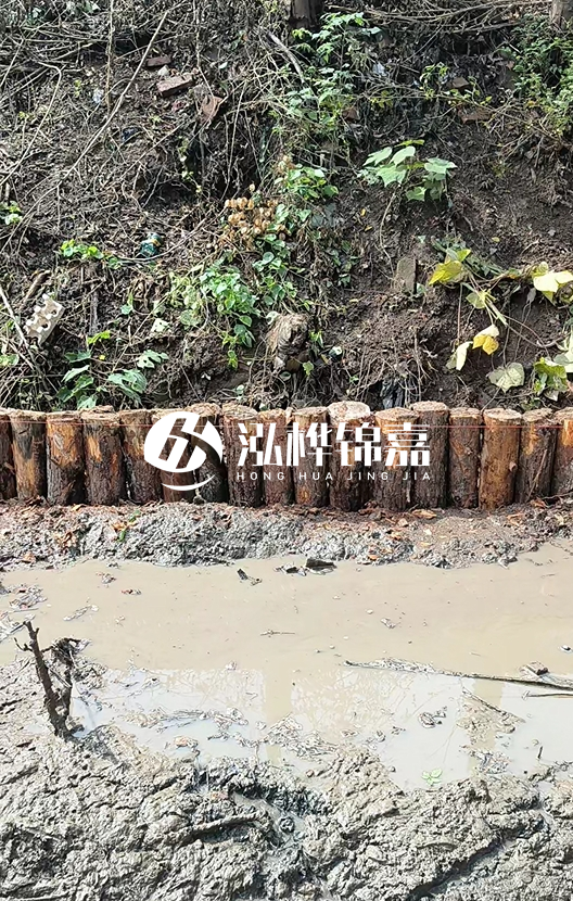 松木樁長(zhǎng)度與入土深度比例多少？松木樁長(zhǎng)度對(duì)打樁速度影響大嗎？