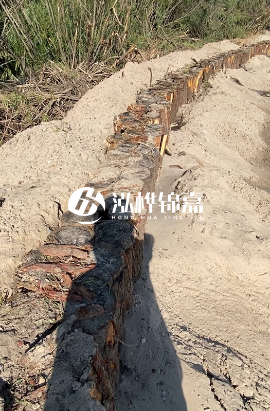 江蘇松木樁源頭廠家泓樺錦嘉-松木樁4米直徑8-10的價(jià)格？