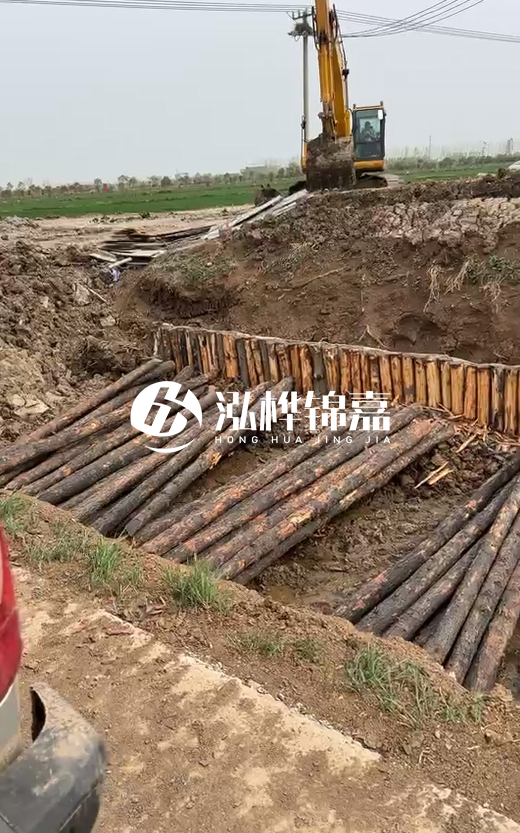 5米大頭16松木樁多少錢一根？按小頭報價貴還是大頭報價貴？