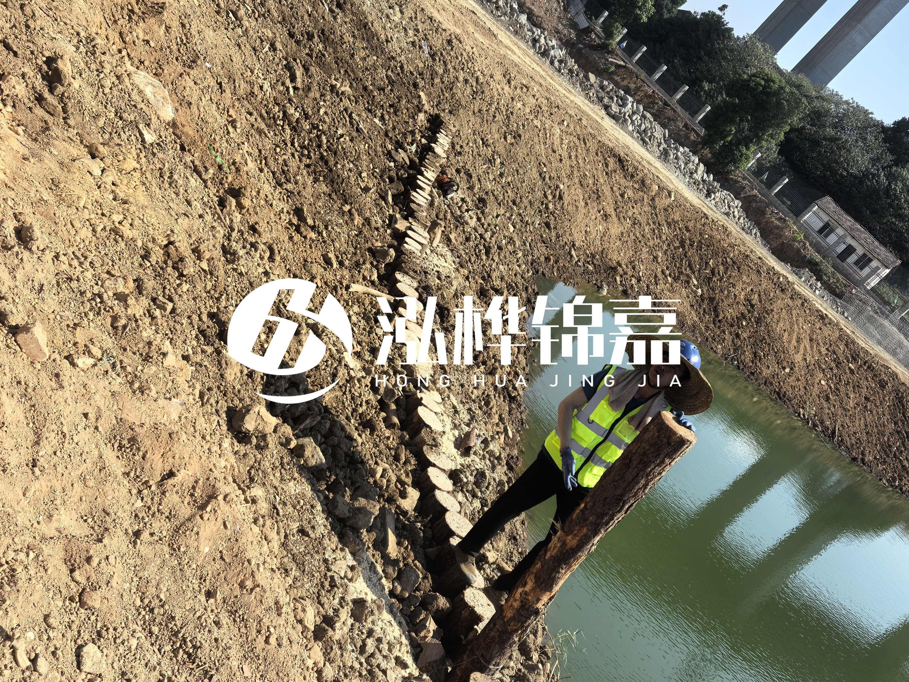 河邊打木樁有什么作用-河道打木樁可以保護河道周邊農(nóng)田？