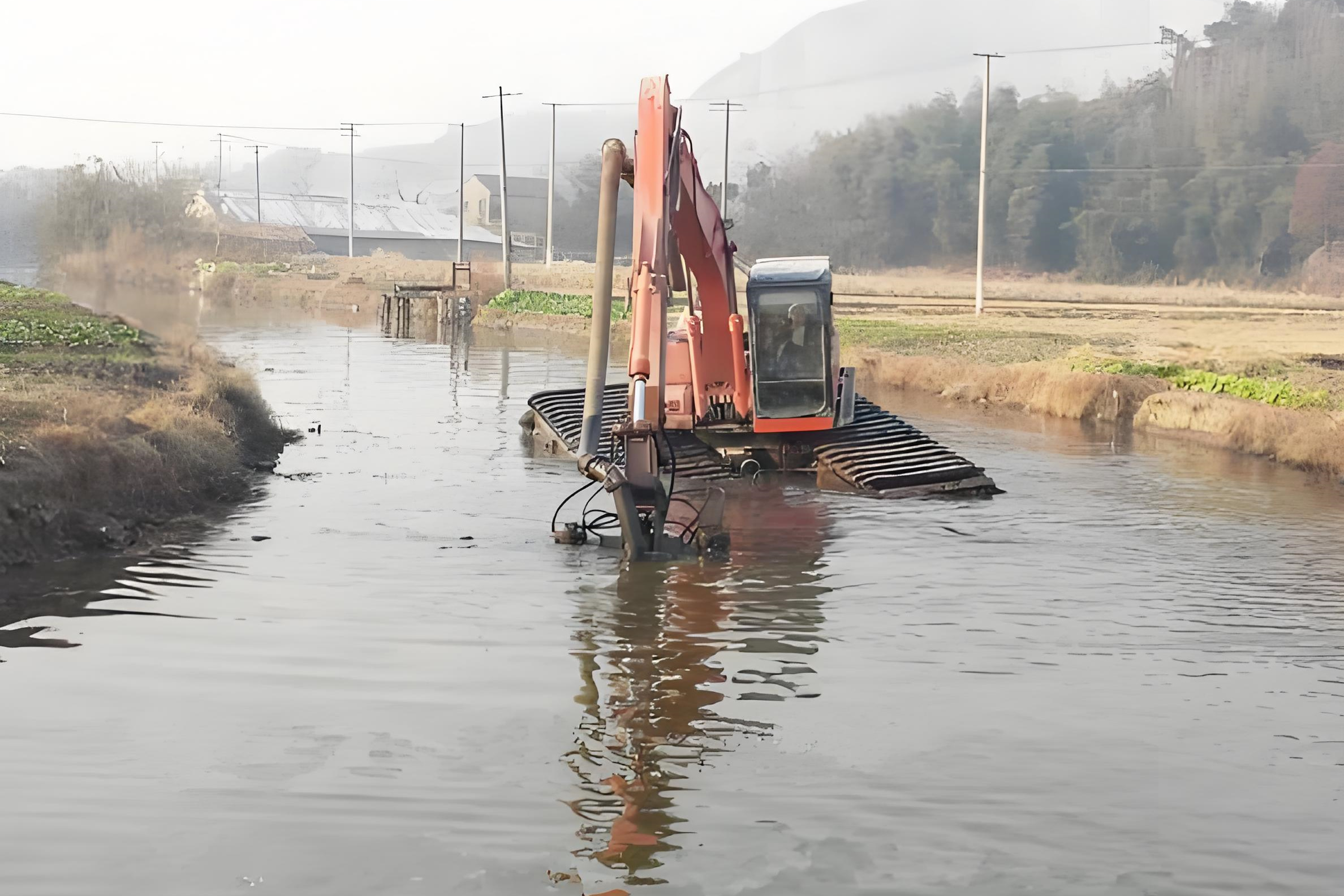 貴州遵義挖機(jī)清淤施工隊(duì)-鄉(xiāng)村溝渠清淤后如何防止再次淤積？