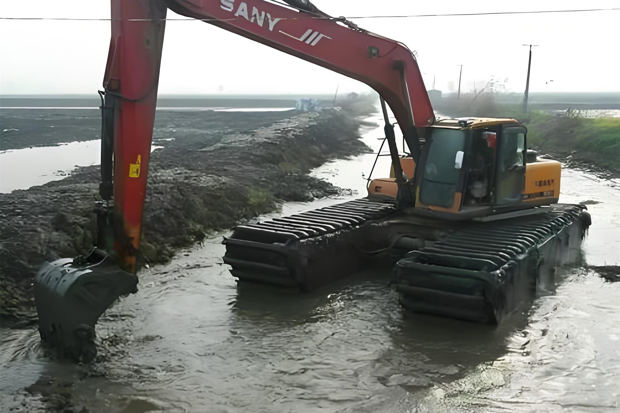 江蘇淮安挖機(jī)清淤施工隊(duì) - 鄉(xiāng)村溝渠清淤的施工隊(duì)伍哪里找？