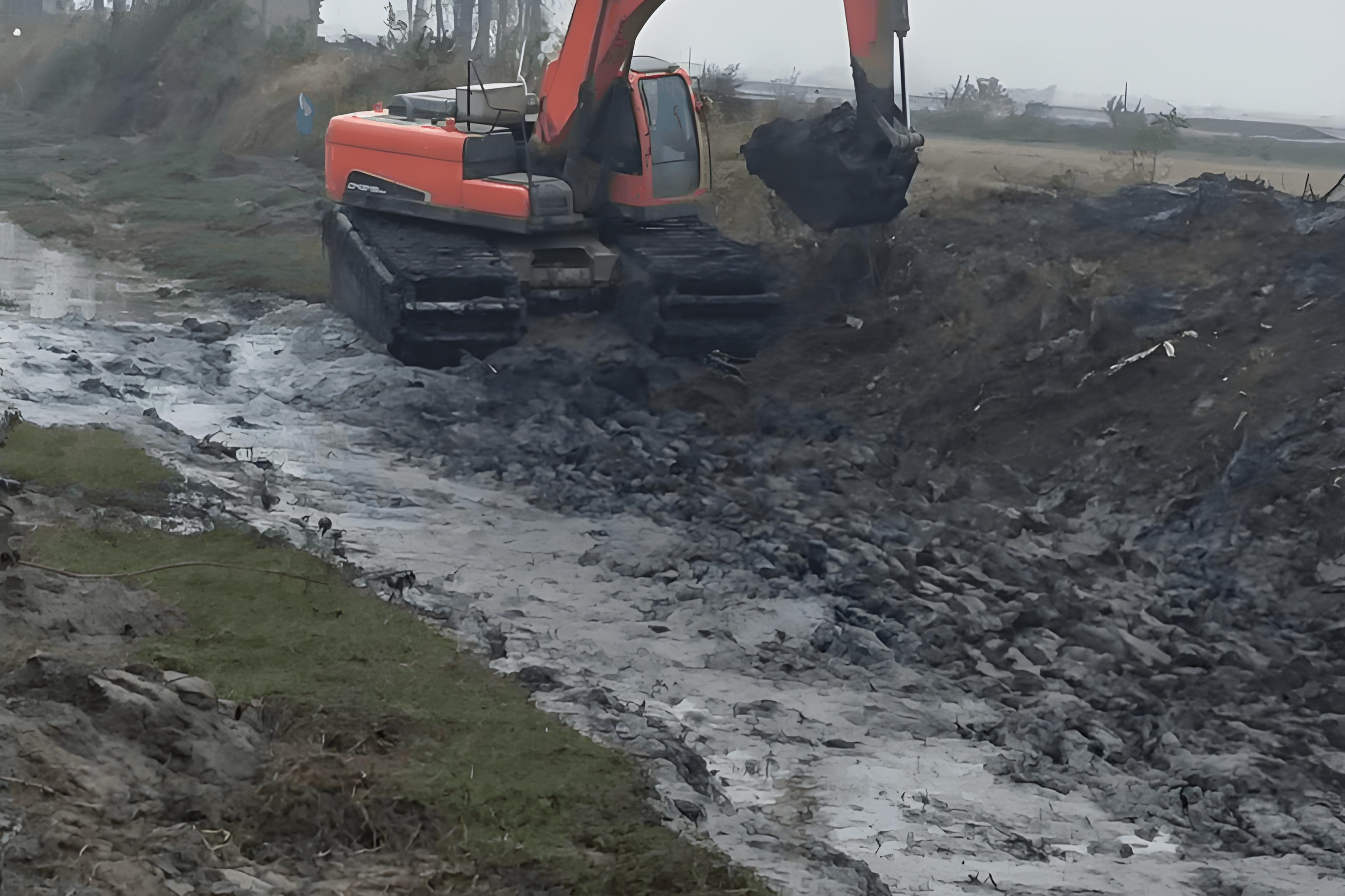 廣東湛江挖機(jī)清淤施工隊(duì)-挖機(jī)清淤能在水下作業(yè)嗎？?