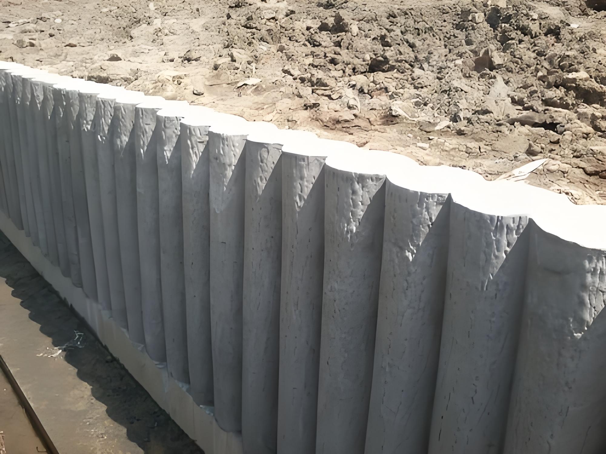 水泥樁批發(fā)廠家泓樺錦嘉-水泥仿木樁的樁適用哪些場(chǎng)景？